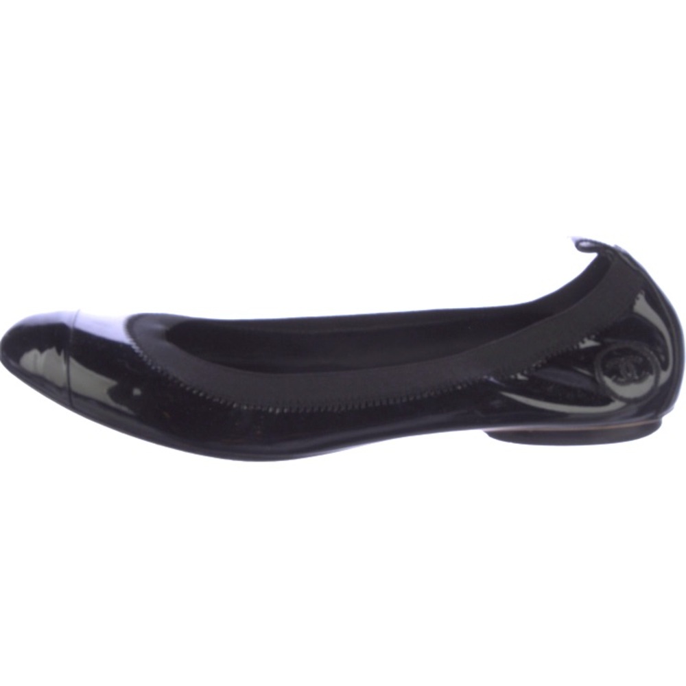 Chanel leather flats